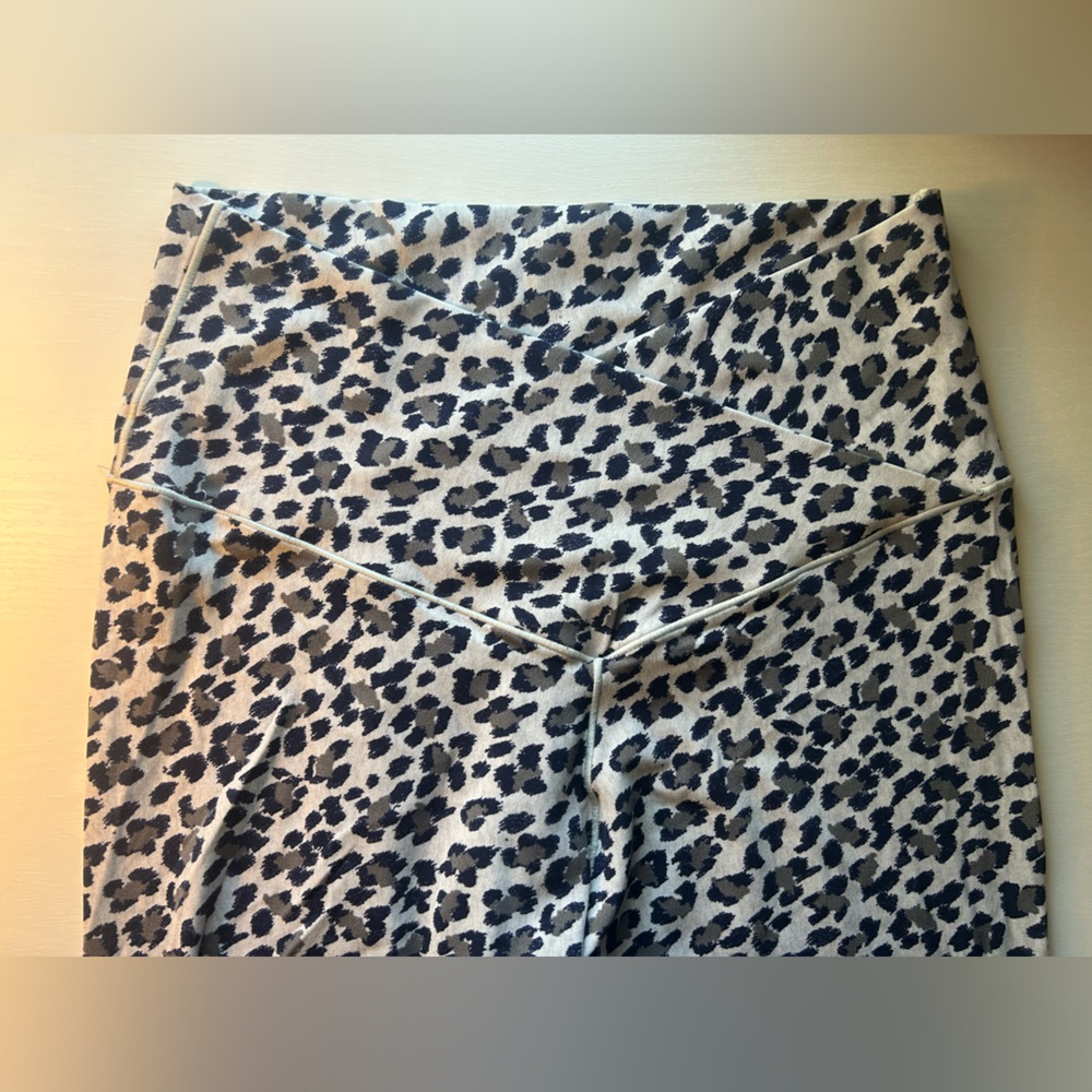 Aerie Leopard Print Leggings - Picture 2 of 4
